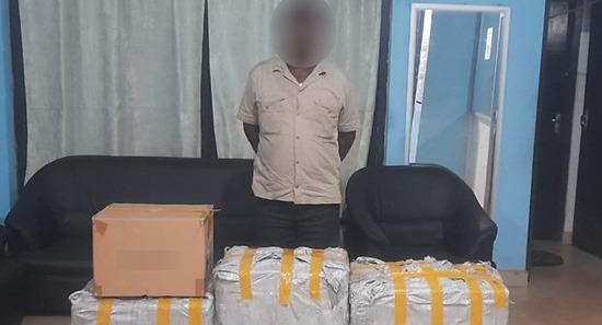 Man Arrested With 650 Smuggled Mobile Phones